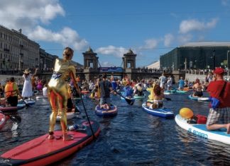 10 красивых мест в России для катания на сапах