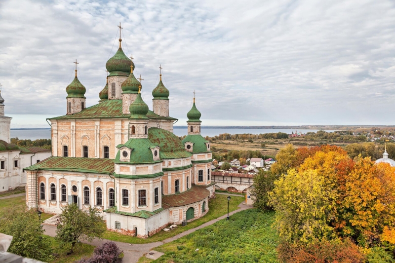 Красивые города — в двух часах от Москвы. Куда поехать в выходные