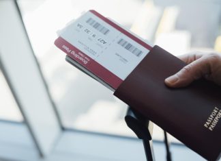 Туристов тут ждут! Кто и как получает визу в Россию