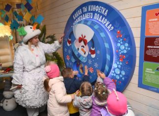 Скоро Новый год! В Москве открылась усадьба Деда Мороза