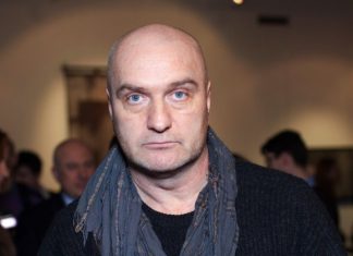 Как выглядит и как живет Александр Балуев сегодня: есть ли жена, сколько детей, от кого дети, где снимается, фото