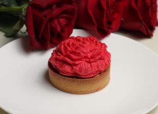 В Москве открылся необычный фестиваль кондитерского искусства «Вкус жизни»