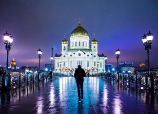 Когда темнота — в тренде: места, которые надо изучать ночью