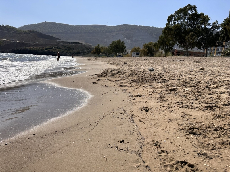 Пляж Бююкеджели (Büyükeceli) — пляж у АЭС Аккую, в районе Гюльнар