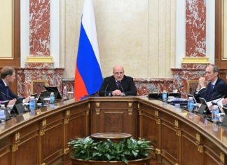 Правительство утвердило меры помощи туроператорам в сфере выездного туризма