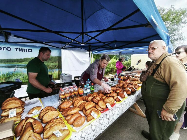 Вкуснее суши и пиццы. В Осташкове прошел фестиваль "Селигерский рыбник"