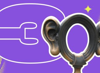 Три мемных памятника в российских городах