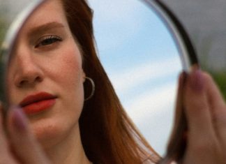 Как полюбить себя: советы психолога, с чего начать, техники принятия и шаги к уверенности