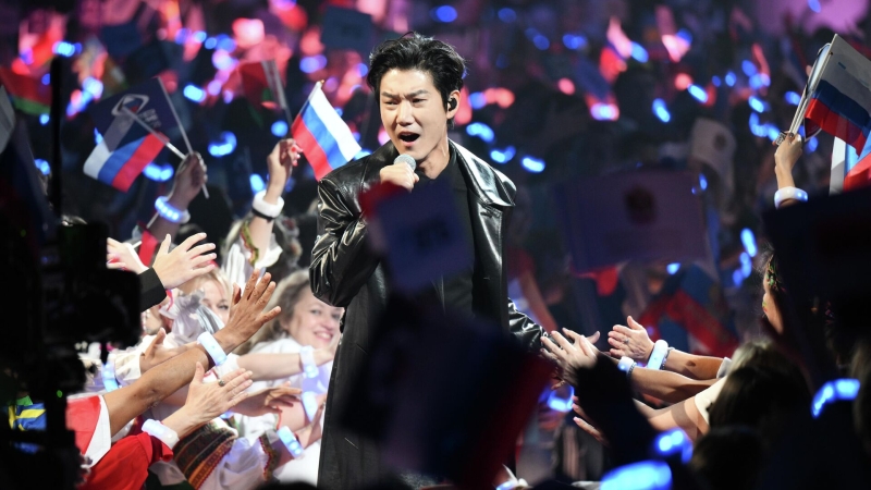 Посольство в Китае призвало россиян отложить поездки в страну из-за тайфуна